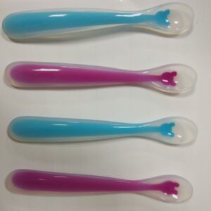 ,china factory manufactureCreative baby selection silicone spoon BABY soft spoon three-dimensional cartoon pattern teether wholesale custom