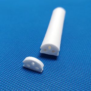Flame retardant fireproof silicone foam sealing strip V0 round silicone fireproof sponge sealing strip white extrusion foam strip, china supplier good price