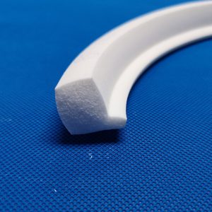 Flame retardant fireproof silicone foam sealing strip V0 round silicone fireproof sponge sealing strip white extrusion foam strip, china manufacturer cheap price