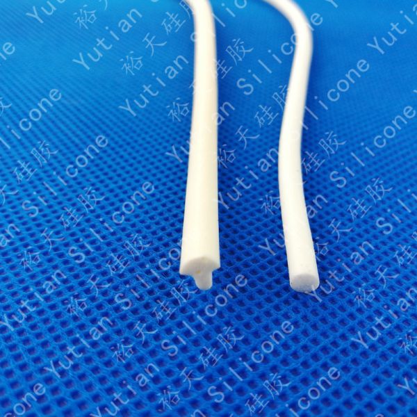 Flame retardant fireproof silicone foam sealing strip V0 round silicone fireproof sponge sealing strip white extrusion foam strip, china supplier wholesale