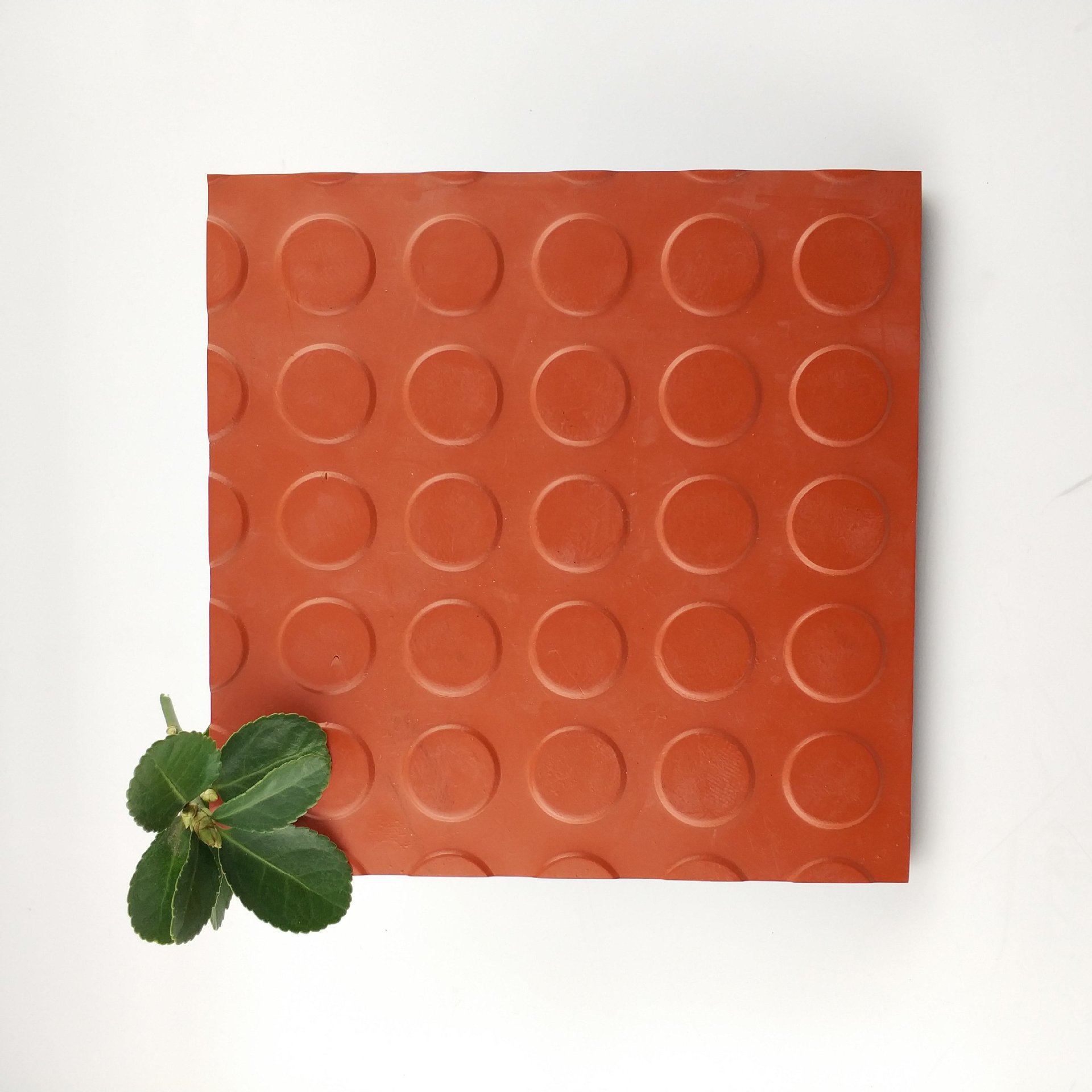 Rubber anti-slip sheet